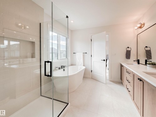 29 Cannes Cove, St. Albert, AB - Indoor Photo Showing Bathroom
