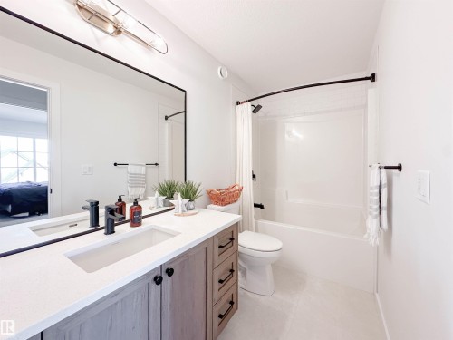29 Cannes Cove, St. Albert, AB - Indoor Photo Showing Bathroom