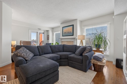 307 10108 125 Street, Edmonton, AB - Indoor Photo Showing Living Room