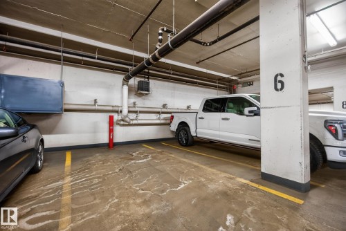 307 10108 125 Street, Edmonton, AB - Indoor Photo Showing Garage