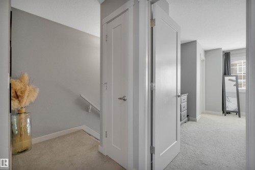 4 5203 149 Avenue, Edmonton, AB - Indoor Photo Showing Other Room