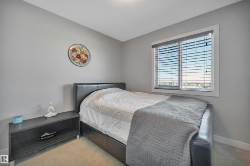 4 5203 149 Avenue, Edmonton, AB - Indoor Photo Showing Bedroom