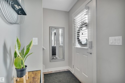 4 5203 149 Avenue, Edmonton, AB - Indoor Photo Showing Other Room