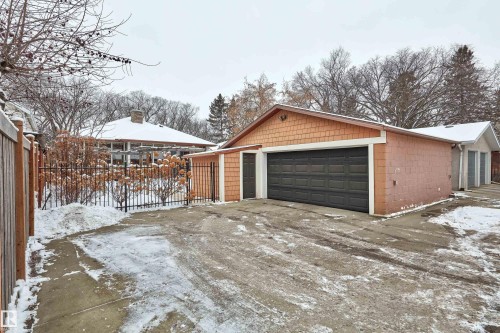 9135 117 Street, Edmonton, AB - Outdoor