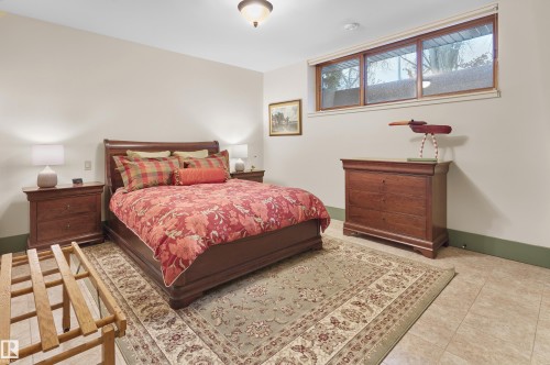 9135 117 Street, Edmonton, AB - Indoor Photo Showing Bedroom