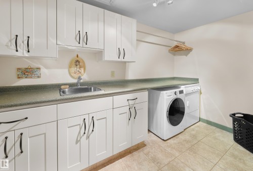 9135 117 Street, Edmonton, AB - Indoor Photo Showing Laundry Room