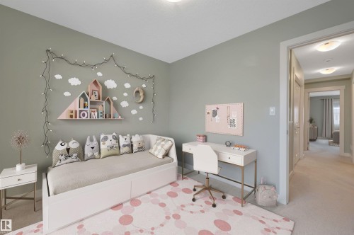 671 Secord Boulevard, Edmonton, AB - Indoor