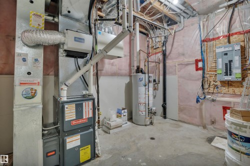 671 Secord Boulevard, Edmonton, AB - Indoor Photo Showing Basement