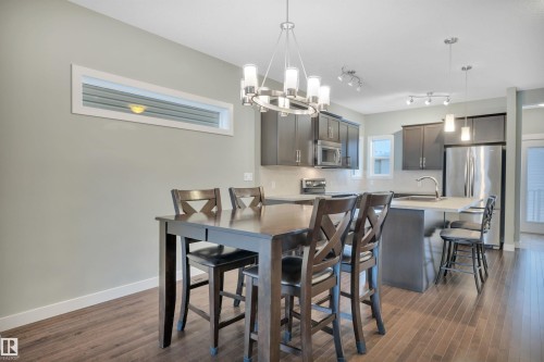 671 Secord Boulevard, Edmonton, AB - Indoor