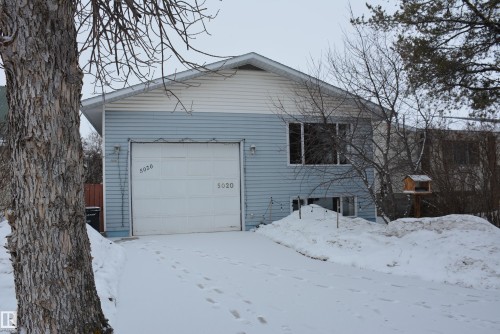 5020 47 Street  Barrhead, AB T7N 1H5