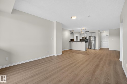 203 9707 106 Street, Edmonton, AB - Indoor