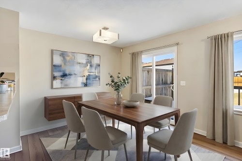 2812 16 Avenue, Edmonton, AB - Indoor Photo Showing Dining Room
