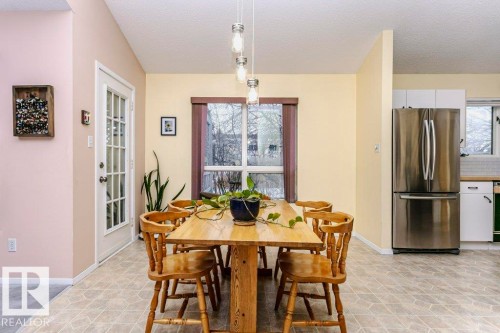 15004 103 Avenue, Edmonton, AB - Indoor Photo Showing Dining Room
