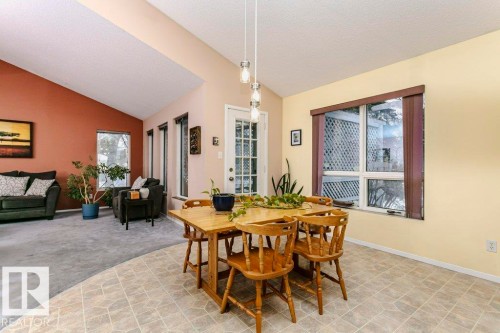 15004 103 Avenue, Edmonton, AB - Indoor Photo Showing Dining Room