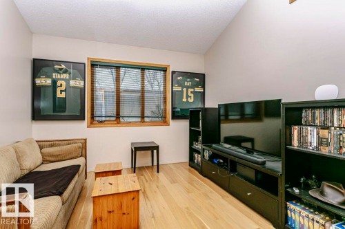 15004 103 Avenue, Edmonton, AB - Indoor