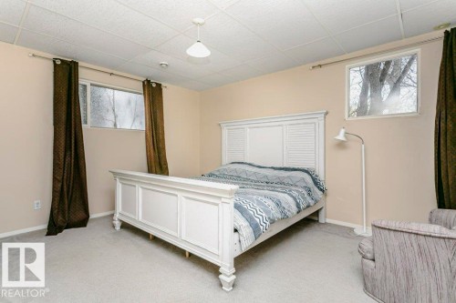 15004 103 Avenue, Edmonton, AB - Indoor Photo Showing Bedroom