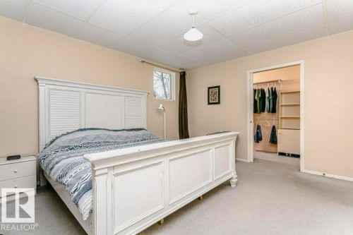 15004 103 Avenue, Edmonton, AB - Indoor Photo Showing Bedroom