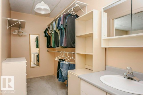 15004 103 Avenue, Edmonton, AB - Indoor With Storage