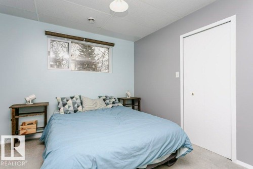 15004 103 Avenue, Edmonton, AB - Indoor Photo Showing Bedroom