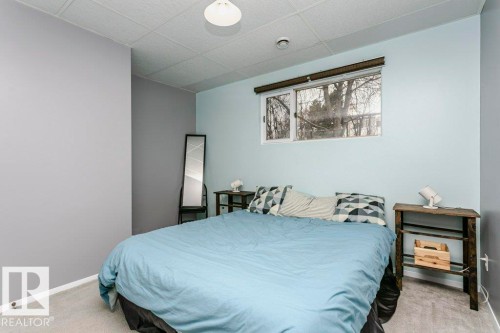 15004 103 Avenue, Edmonton, AB - Indoor Photo Showing Bedroom