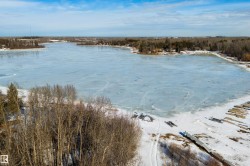 9 2307 TWP ROAD 522  Rural Parkland County, AB T7Y 3L7