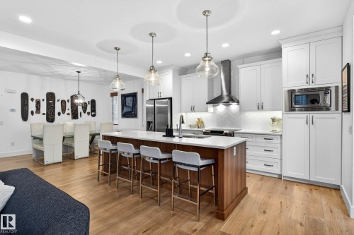 9738 75 Avenue, Edmonton, AB - Indoor Photo Showing Kitchen With Upgraded Kitchen