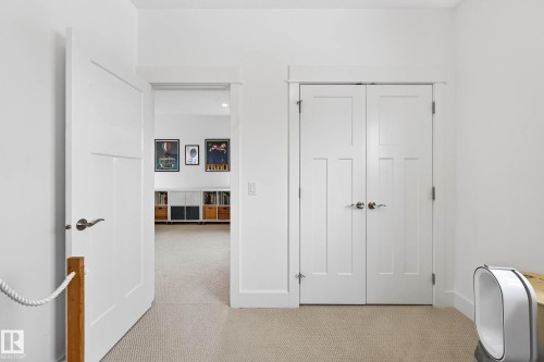 9738 75 Avenue, Edmonton, AB - Indoor Photo Showing Other Room