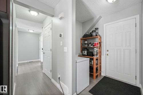 3504 21 Street, Edmonton, AB - Indoor Photo Showing Other Room
