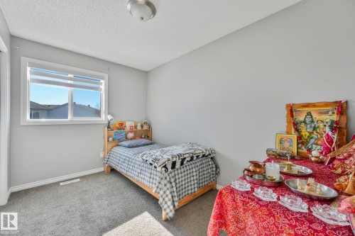 3504 21 Street, Edmonton, AB - Indoor Photo Showing Bedroom