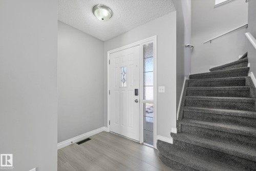 3504 21 Street, Edmonton, AB - Indoor Photo Showing Other Room