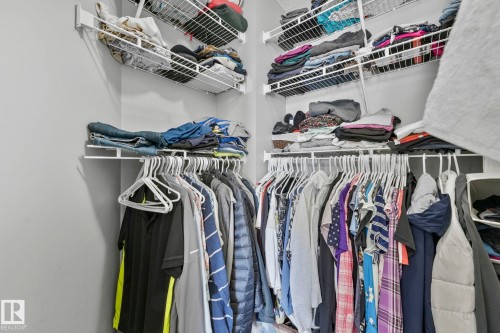 3504 21 Street, Edmonton, AB - Indoor With Storage