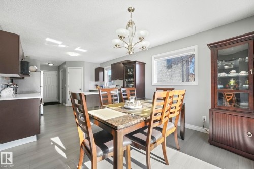 3504 21 Street, Edmonton, AB - Indoor Photo Showing Dining Room