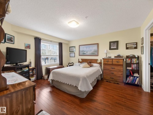 218 2045 Grantham Crest, Edmonton, AB - Indoor Photo Showing Bedroom