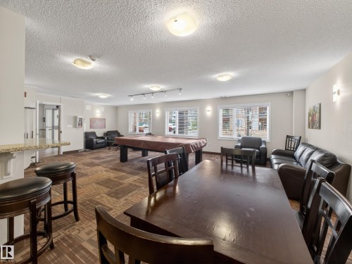 218 2045 Grantham Crest, Edmonton, AB - Indoor