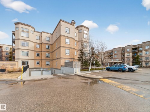 218 2045 Grantham Crest, Edmonton, AB - Outdoor