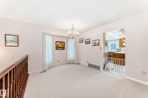 17911 57 Avenue, Edmonton, AB - Indoor Photo Showing Other Room