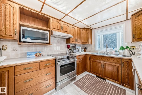 17911 57 Avenue, Edmonton, AB - Indoor Photo Showing Kitchen With Double Sink