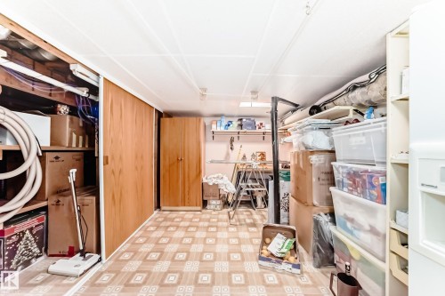 17911 57 Avenue, Edmonton, AB - Indoor