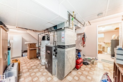 17911 57 Avenue, Edmonton, AB - Indoor