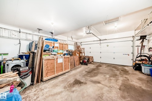 17911 57 Avenue, Edmonton, AB - Indoor Photo Showing Garage