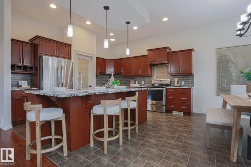 21 Willow Way, Stony Plain, AB - Indoor Photo Showing Kitchen With Stainless Steel Kitchen With Upgraded Kitchen