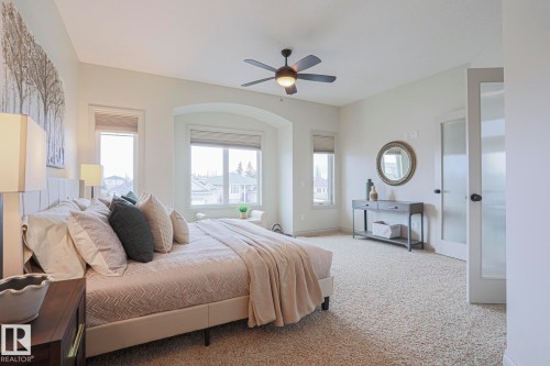 21 Willow Way, Stony Plain, AB - Indoor Photo Showing Bedroom