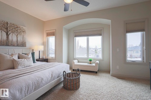 21 Willow Way, Stony Plain, AB - Indoor Photo Showing Bedroom