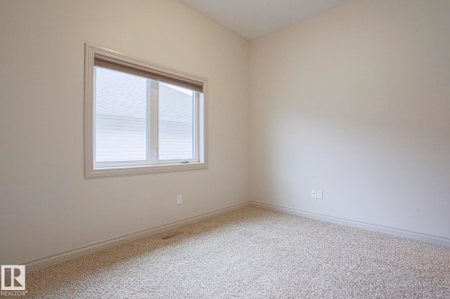 21 Willow Way, Stony Plain, AB - Indoor Photo Showing Other Room