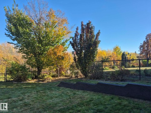 21 Willow Way, Stony Plain, AB - Outdoor