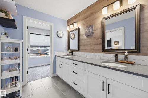 16 Redwing Wynd, St. Albert, AB - Indoor Photo Showing Bathroom