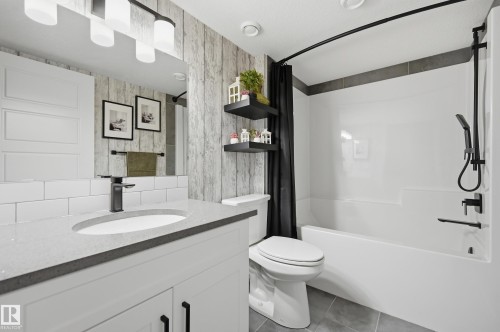 16 Redwing Wynd, St. Albert, AB - Indoor Photo Showing Bathroom
