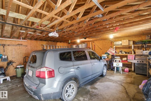 Interior garage - 82 Windermere Drive, Spruce Grove, AB - Indoor Photo Showing Garage