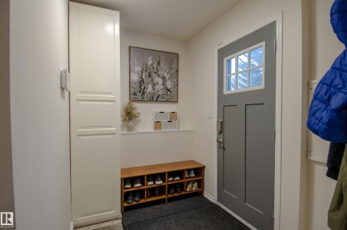 Main Floor - Rear Door - 3516 13 Avenue, Edmonton, AB - Indoor Photo Showing Other Room