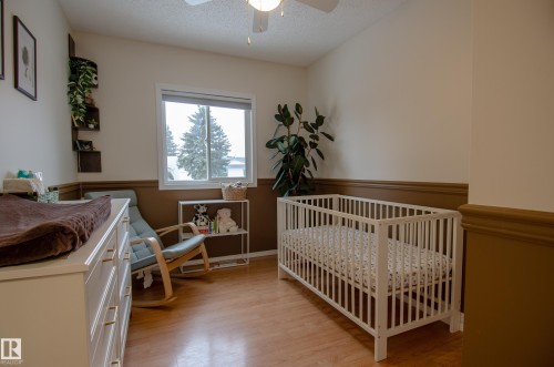 Upper floor - 3516 13 Avenue, Edmonton, AB - Indoor Photo Showing Bedroom